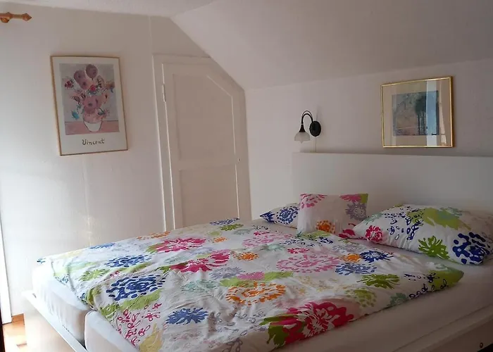 Feriehus Large House With Large Garden