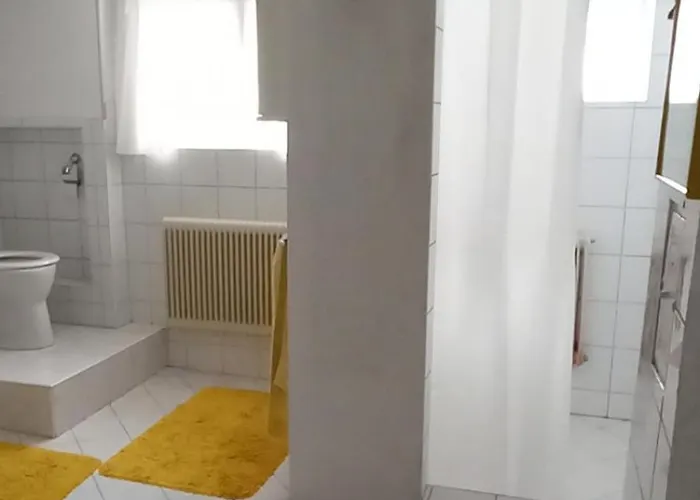 Feriehus Large House With Large Garden